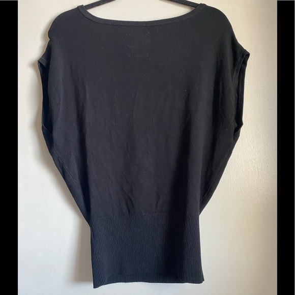 Black Ladies Top - Picture 4 of 4